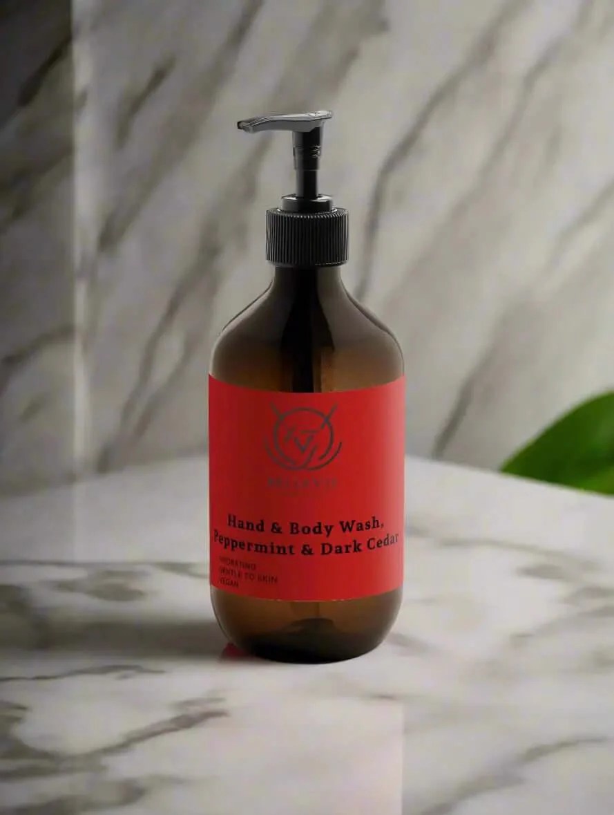 Organic Body & Hand Wash Peppermint & Dark Cedar 490ml - Image 2